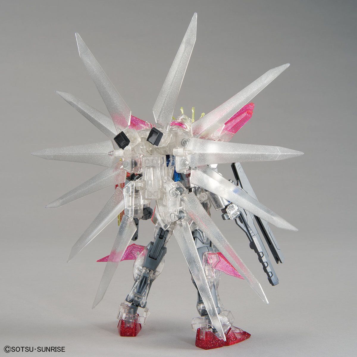 [Pre-order] The Gundam Base Limited Bandai HG 1/144 Build Strike Galaxy Cosmos (Plavsky Particle Clear)