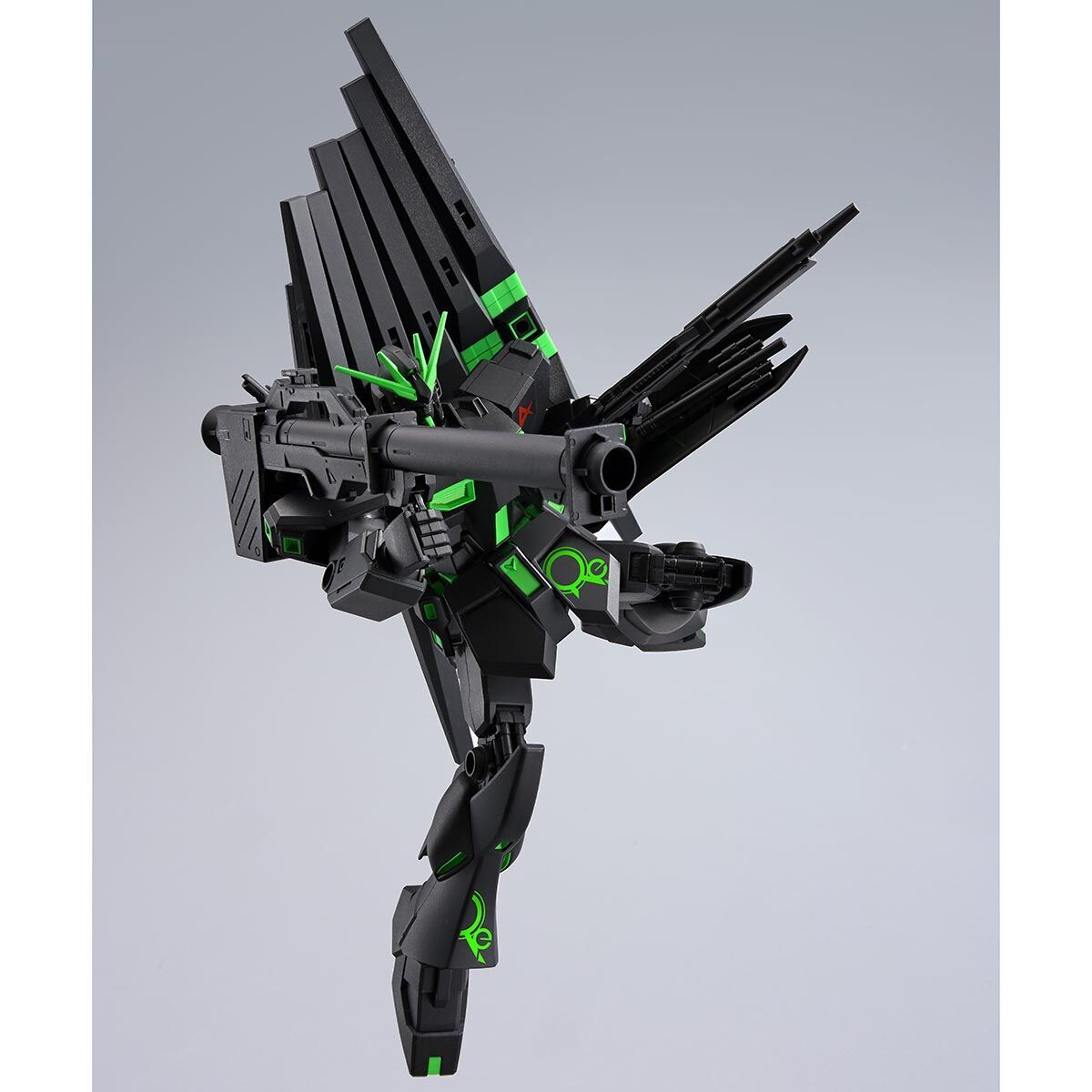 ENTRY GRADE 1/144 ν GUNDAM &FIN FUNNEL [RECIRCULATION COLOR/NEON GREEN]