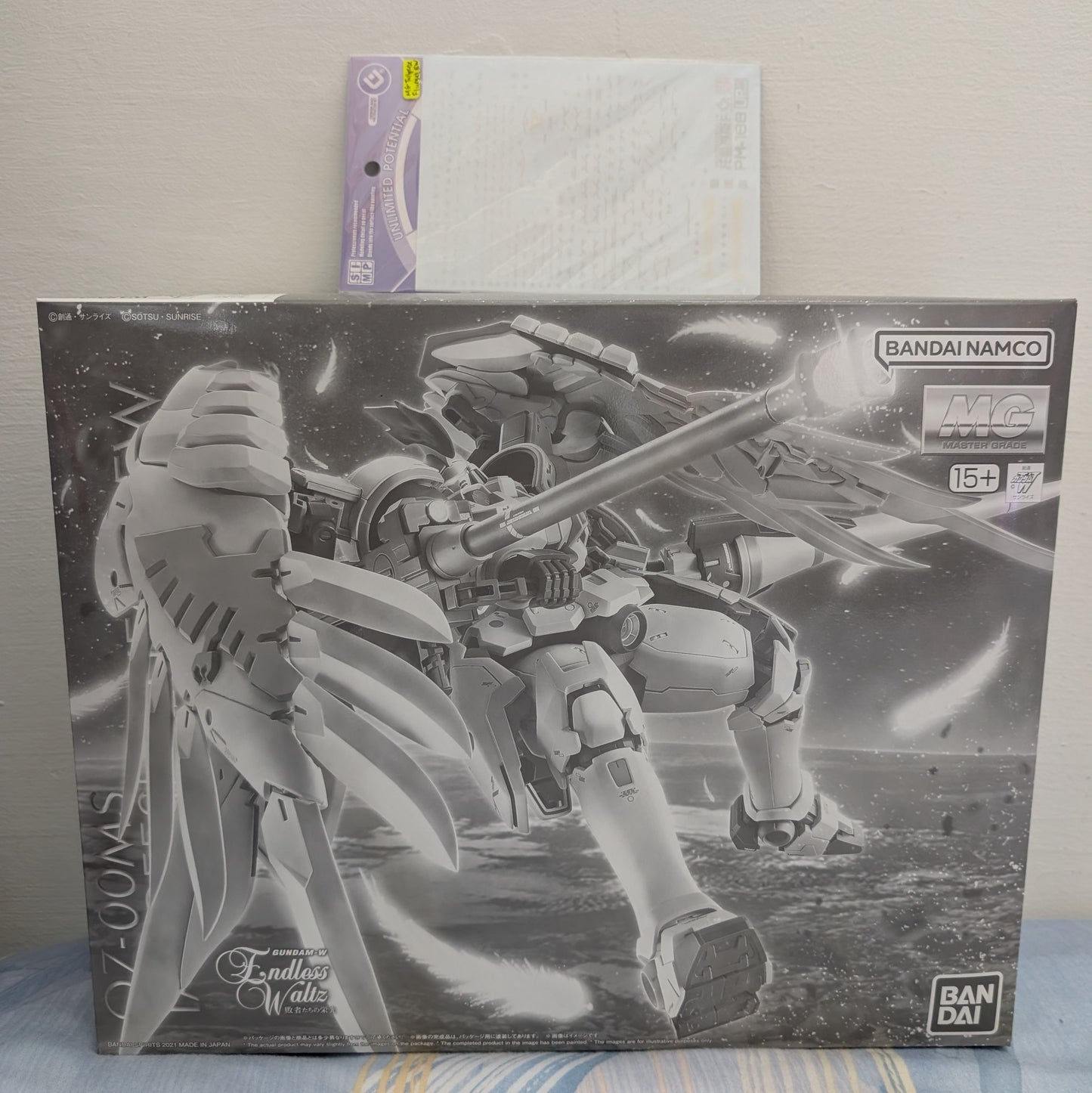 P-Bandai MG 1/100 TALLGEESE FLUEGEL EW + EVO waterslide