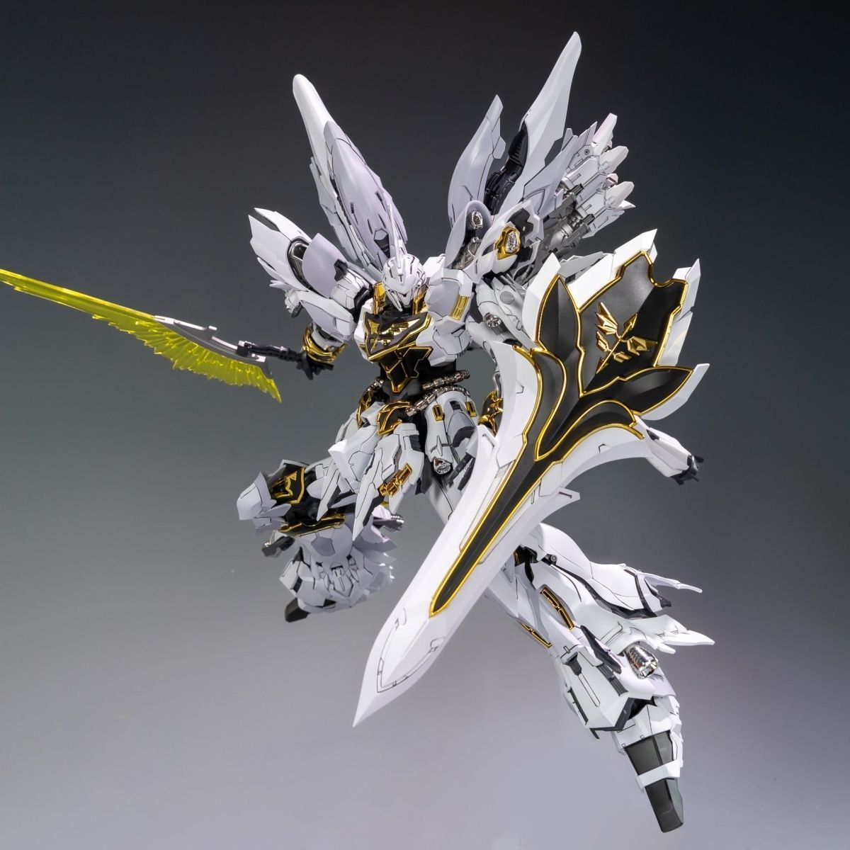 Pre-sale, Q4'2025] MSN-06S The White Wolf 白狼三倍速新安洲